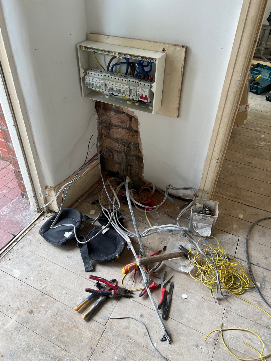 Electrician: Image 40
